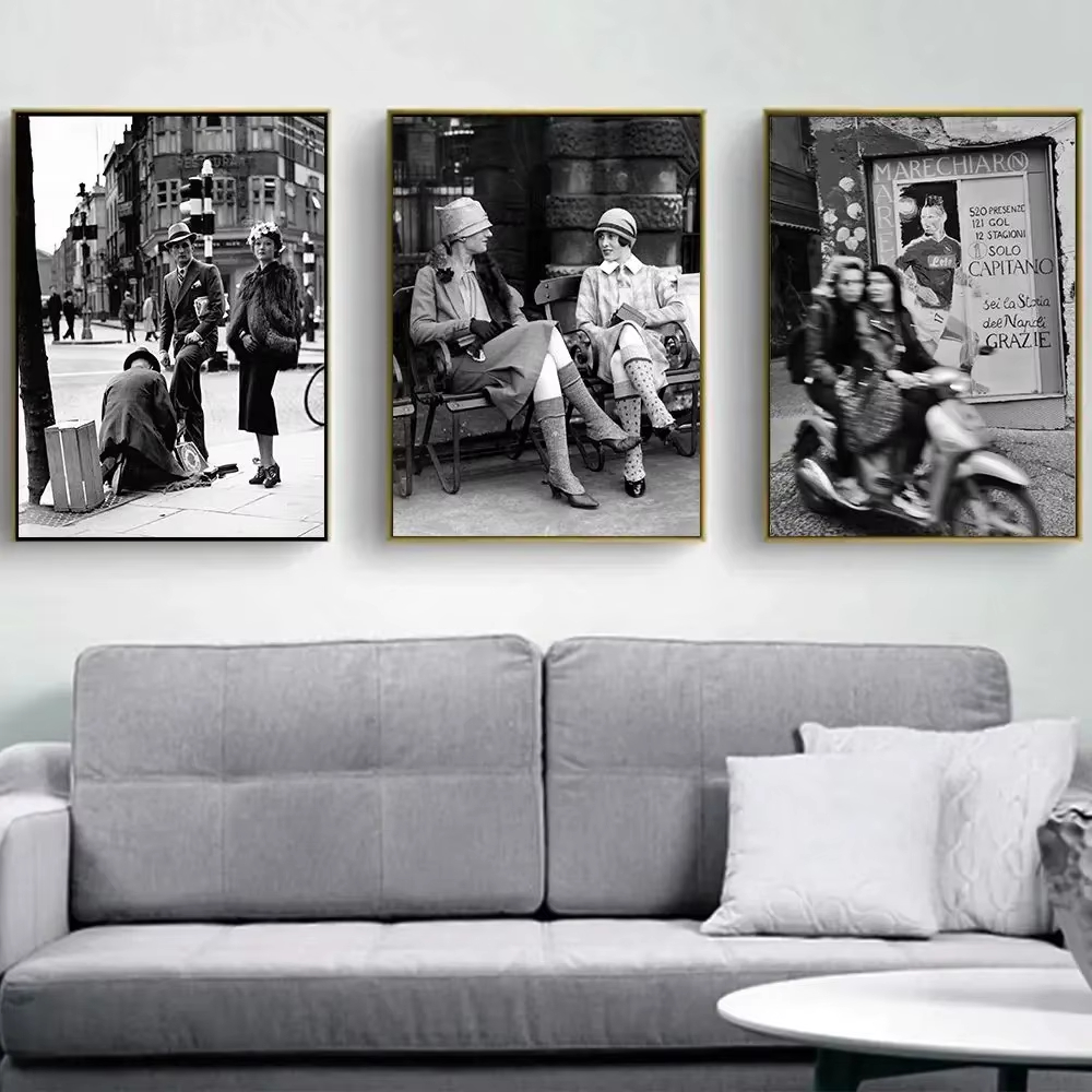 Street Fashion Photography - Fashion Black And White Vintage Photography