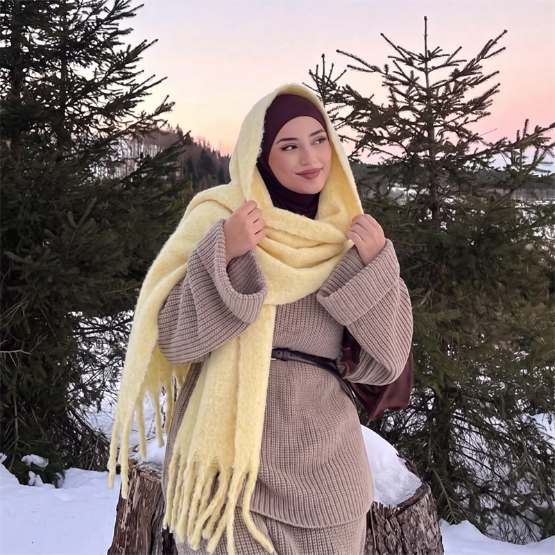 Vintage Plain Mohair Tassel Sc - Street Fashion Hijab recension och pris