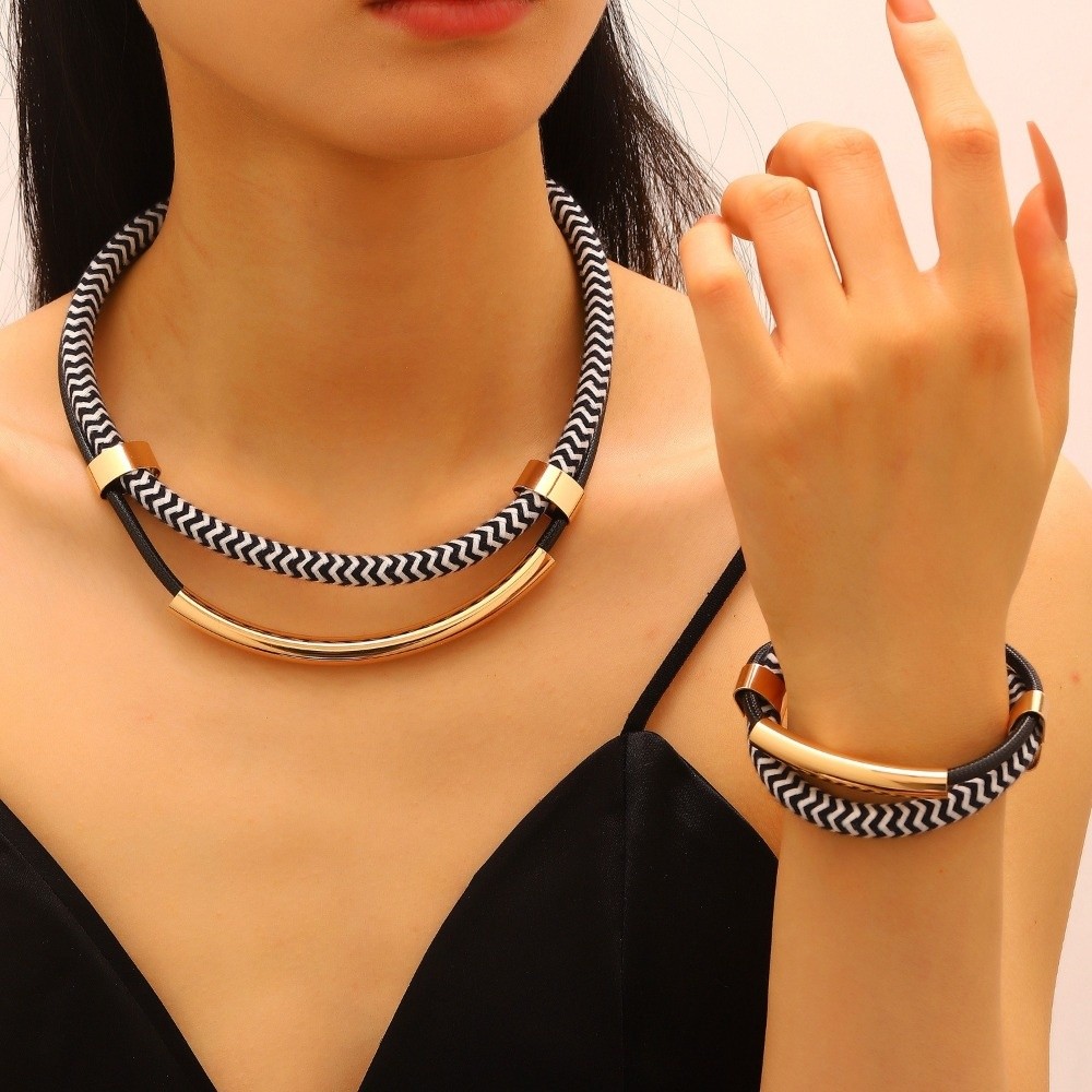 Exaggerated Hip-Hop Style Neck - Street Fashion Style Youtube recension och pris
