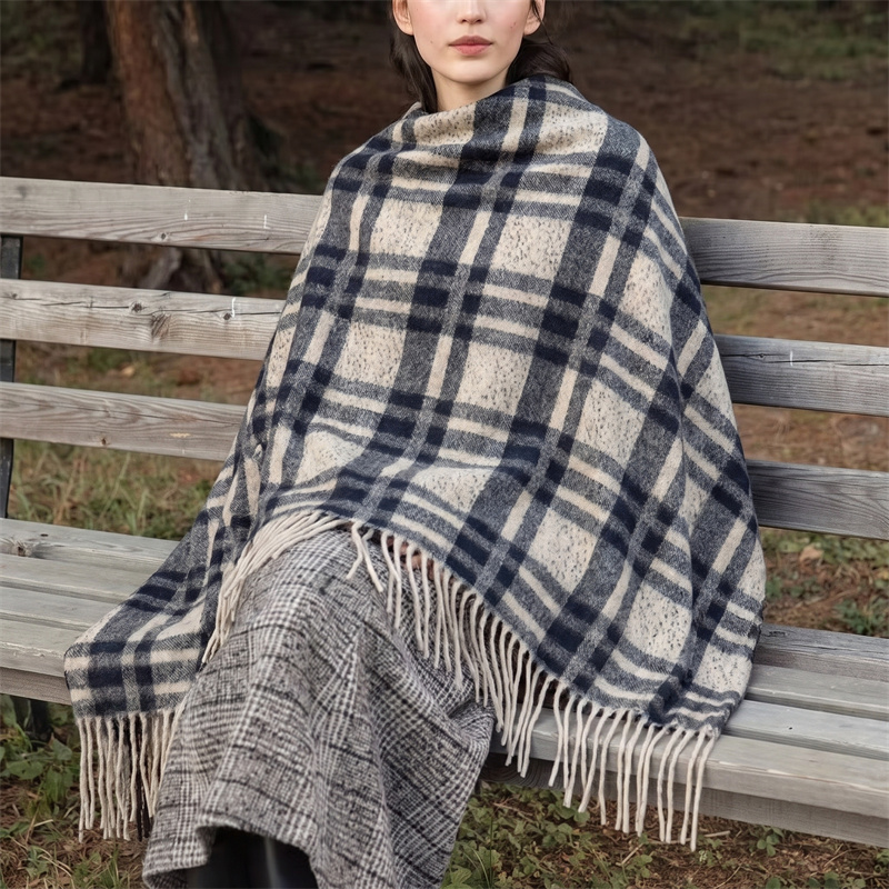 Heavy 750g Scarf Check Poncho  - Street Fashion Hijab recension och pris