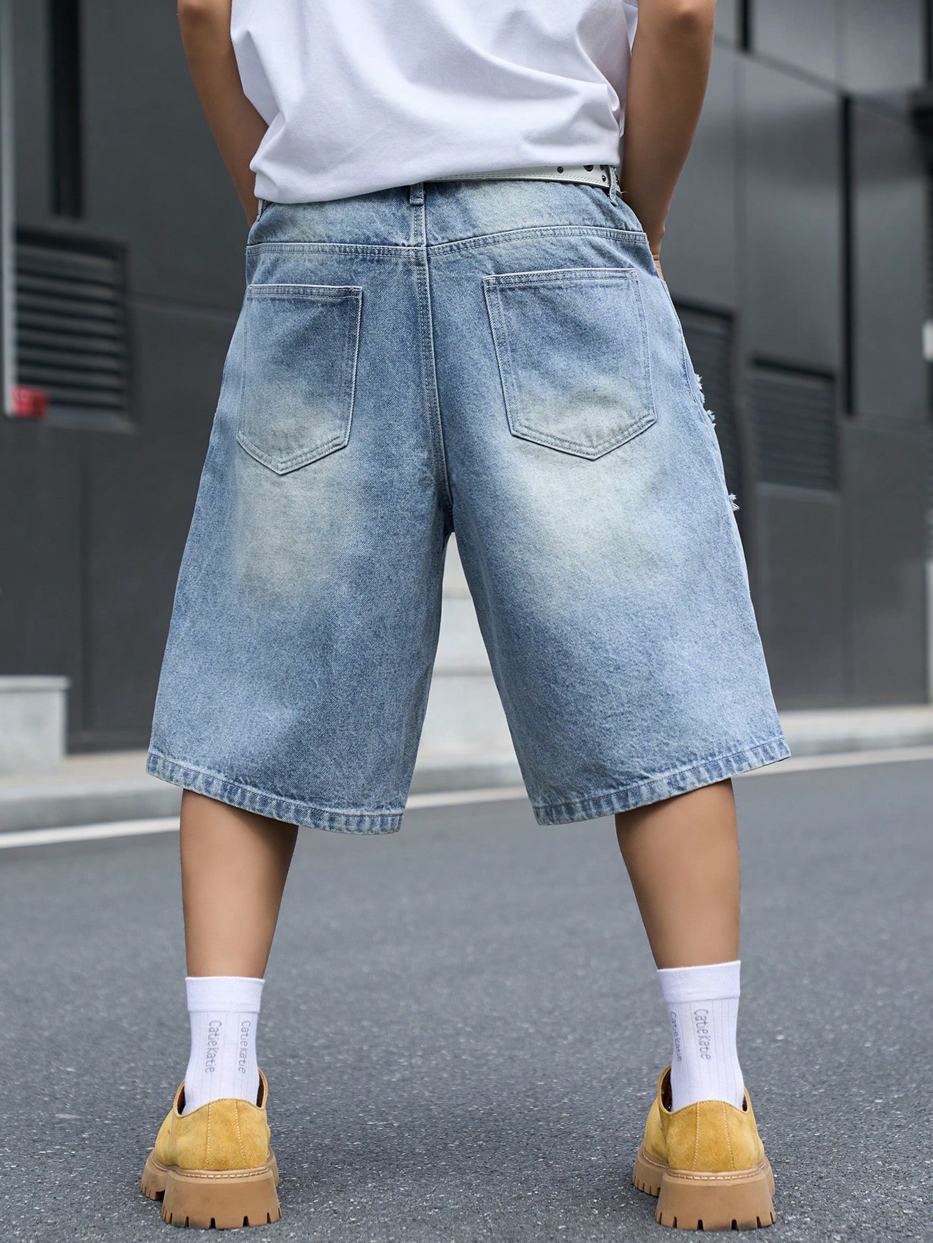 Men's Loose Fit Denim Bermuda  - Street Fashion Jeans recension och pris